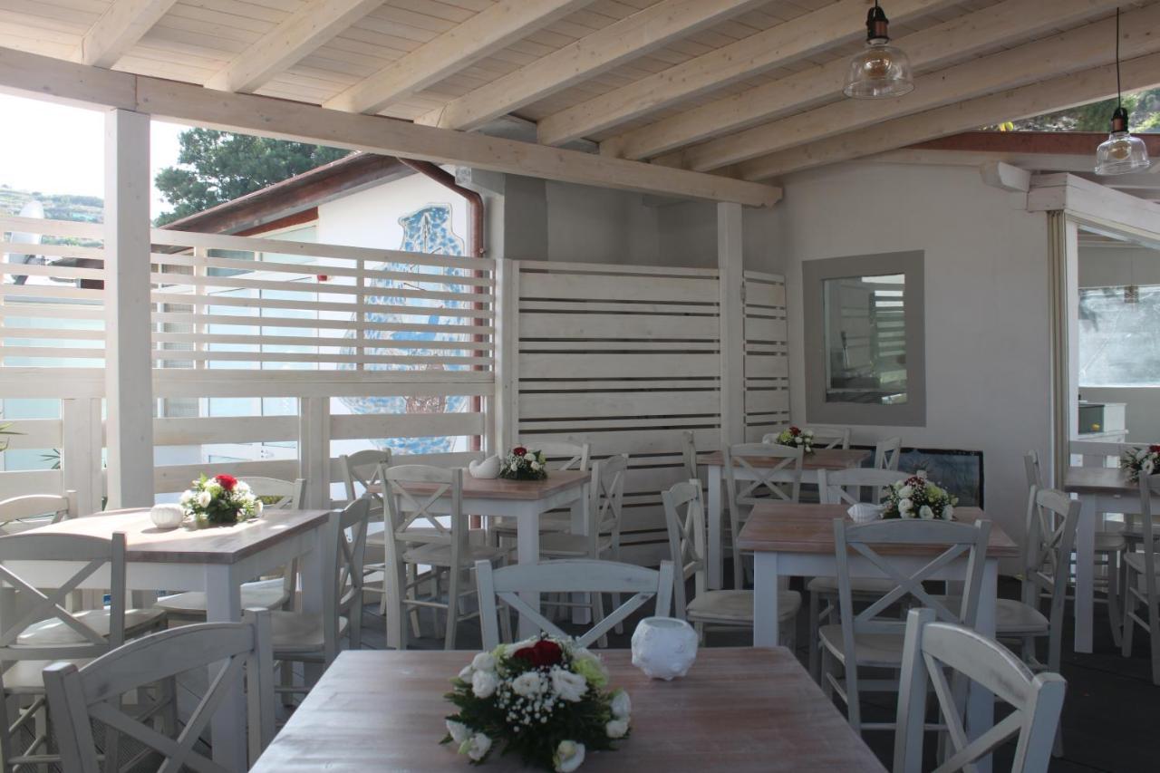 Camere Dieci Maggio Ponza Extérieur photo